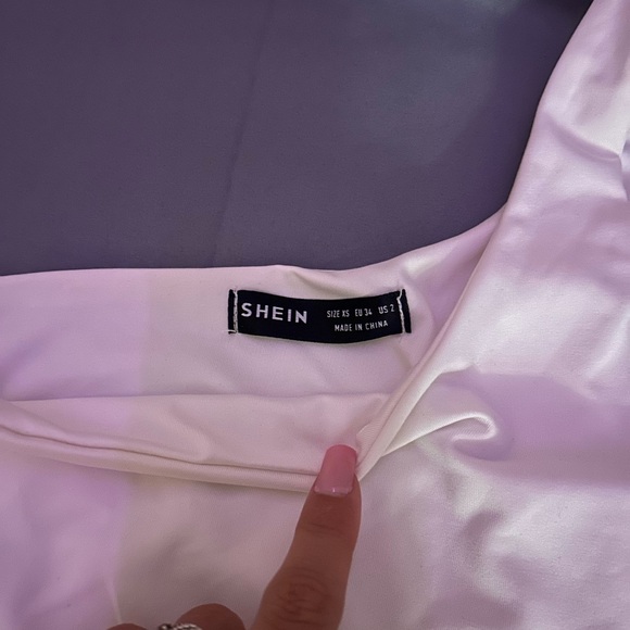 Dress - Picture 4 of 4